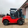 HW-C22 Rough Terrain Forklift Truck - Imagen 4